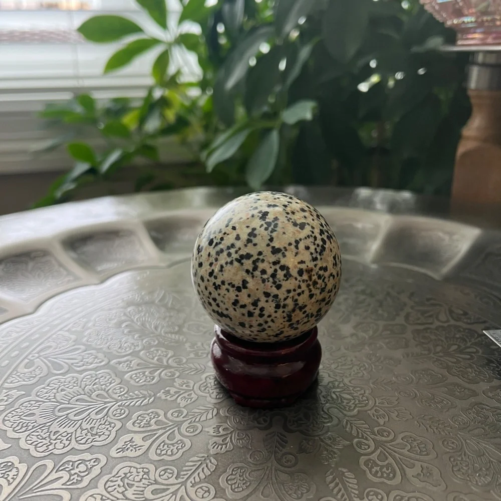 Dalmation Jasper Sphere - Picture 4 of 5